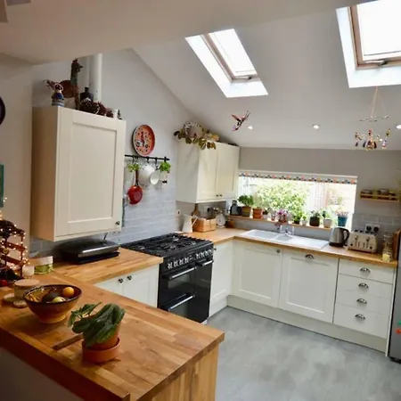 Charming Victorian 3 Bedroom House With Large Garden Hotell Bristol