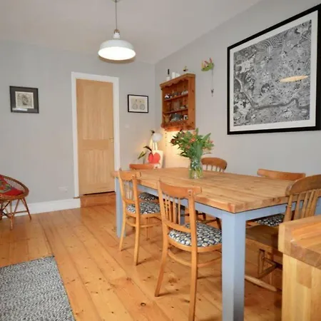 Charming Victorian 3 Bedroom House With Large Garden Отель Бристоль